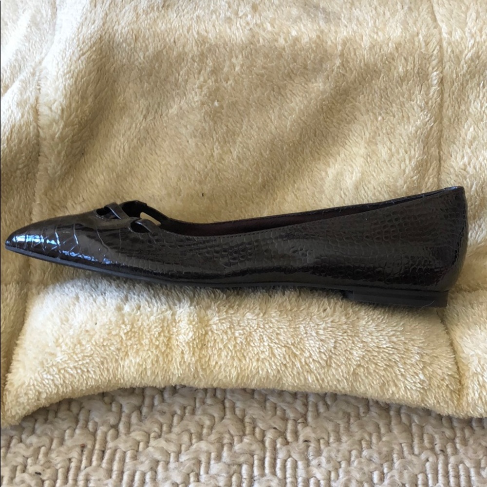 Loft flatsNew never worn brown mock croc patent - Picture 4 of 7